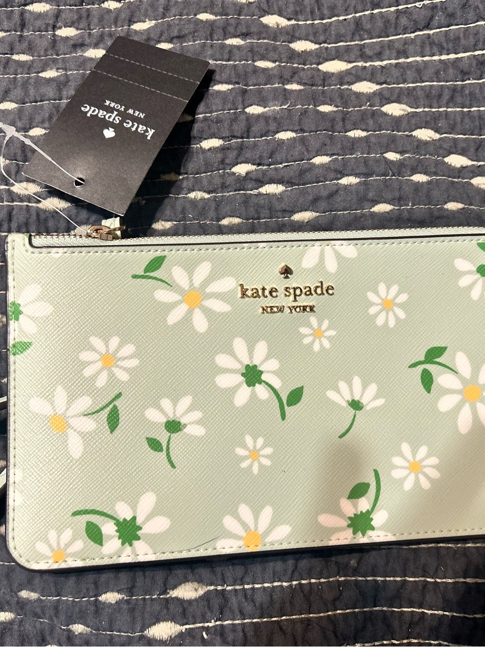 Kate Spade Mint Daisy Wristlet